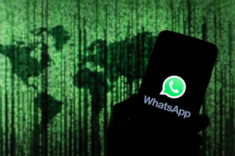Hack WhatsApp Chat